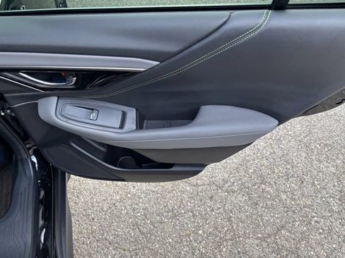 Certified 2025 Subaru Outback Onyx Edition AWD/4WD image 17