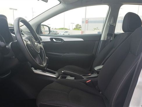 Used 2018 Nissan Sentra S FWD image 9