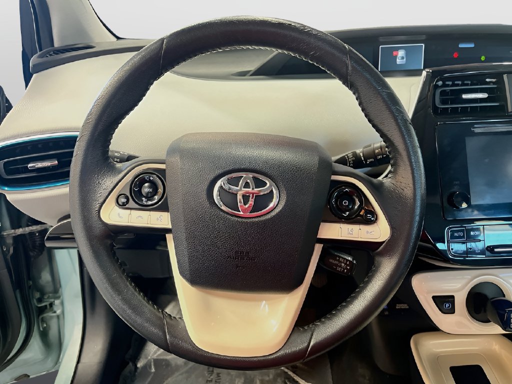 Used 2017 Toyota Prius Four w/ Premium Convenience Package FWD image 11