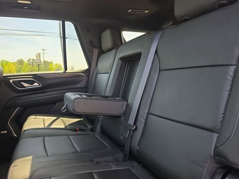 Used 2022 Chevrolet Tahoe Z71 image 31