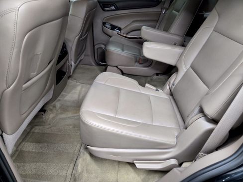 Used 2015 GMC Yukon SLT RWD image 9