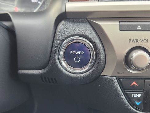 Used 2018 Lexus ES 300h image 31