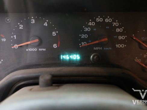 Used 2004 Jeep Wrangler X AWD/4WD image 10