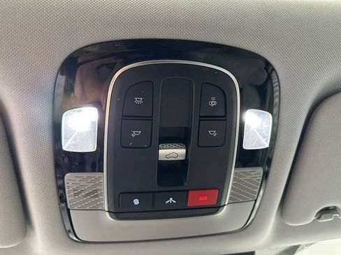 Used 2022 Hyundai Palisade SEL w/ Premium Package AWD/4WD image 36