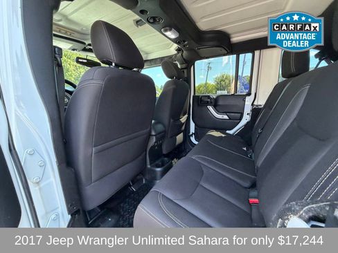 Used 2017 Jeep Wrangler Unlimited Sahara w/ Connectivity Group AWD/4WD image 8