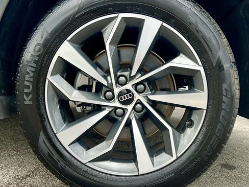 Used 2024 Audi Q5 2.0T Premium Plus w/ Premium Plus Package AWD/4WD image 31