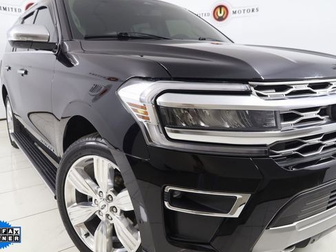 Used 2022 Ford Expedition Platinum image 19