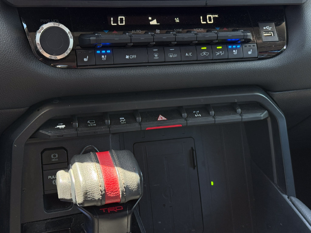 Used 2022 Toyota Tundra TRD Pro AWD/4WD image 8
