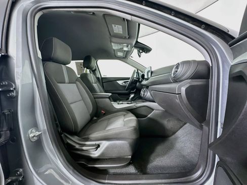 Used 2025 Chevrolet Blazer LT FWD image 31