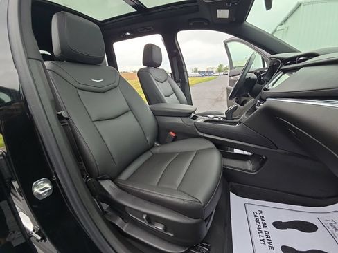 Used 2024 Cadillac XT6 Luxury w/ LPO, Floor Liner Package AWD/4WD image 27