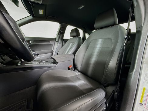 Used 2023 Honda Civic Sport image 11