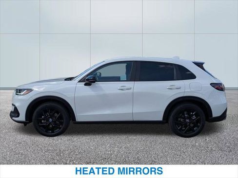 Certified 2025 Honda HR-V Sport image 10