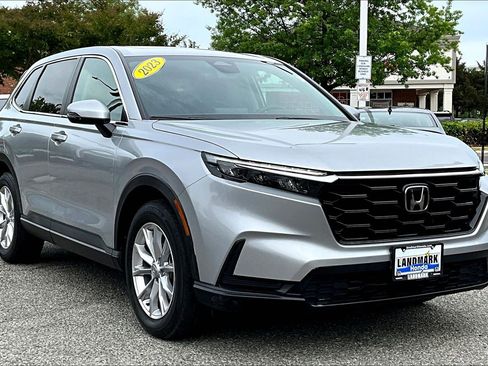 Used 2023 Honda CR-V EX image 11