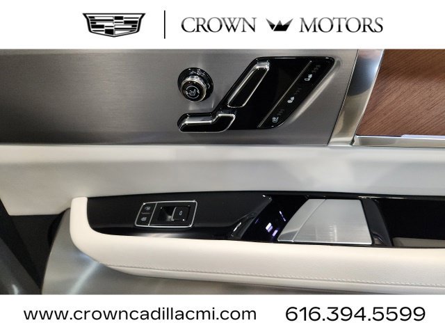 Certified 2026 Cadillac Vistiq Sport w/ LPO, Floor Liner Package AWD/4WD image 38