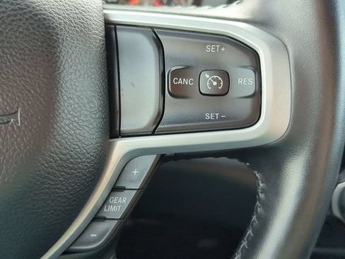 Used 2022 RAM 1500 Big Horn AWD/4WD image 14