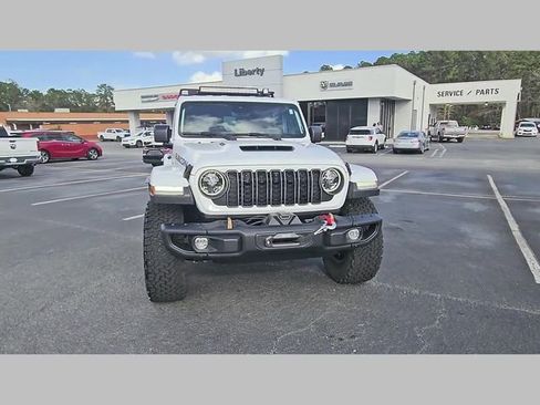 Used 2024 Jeep Wrangler Unlimited Rubicon 392 image 18