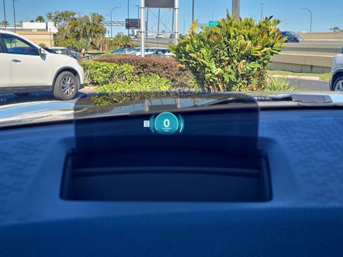 Certified 2025 MINI Cooper Countryman S w/ Comfort Package Max image 28