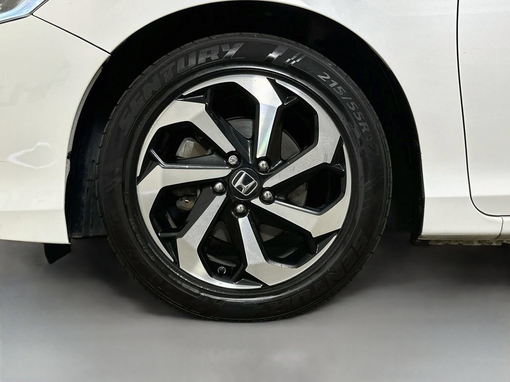 Used 2016 Honda Accord EX image 37