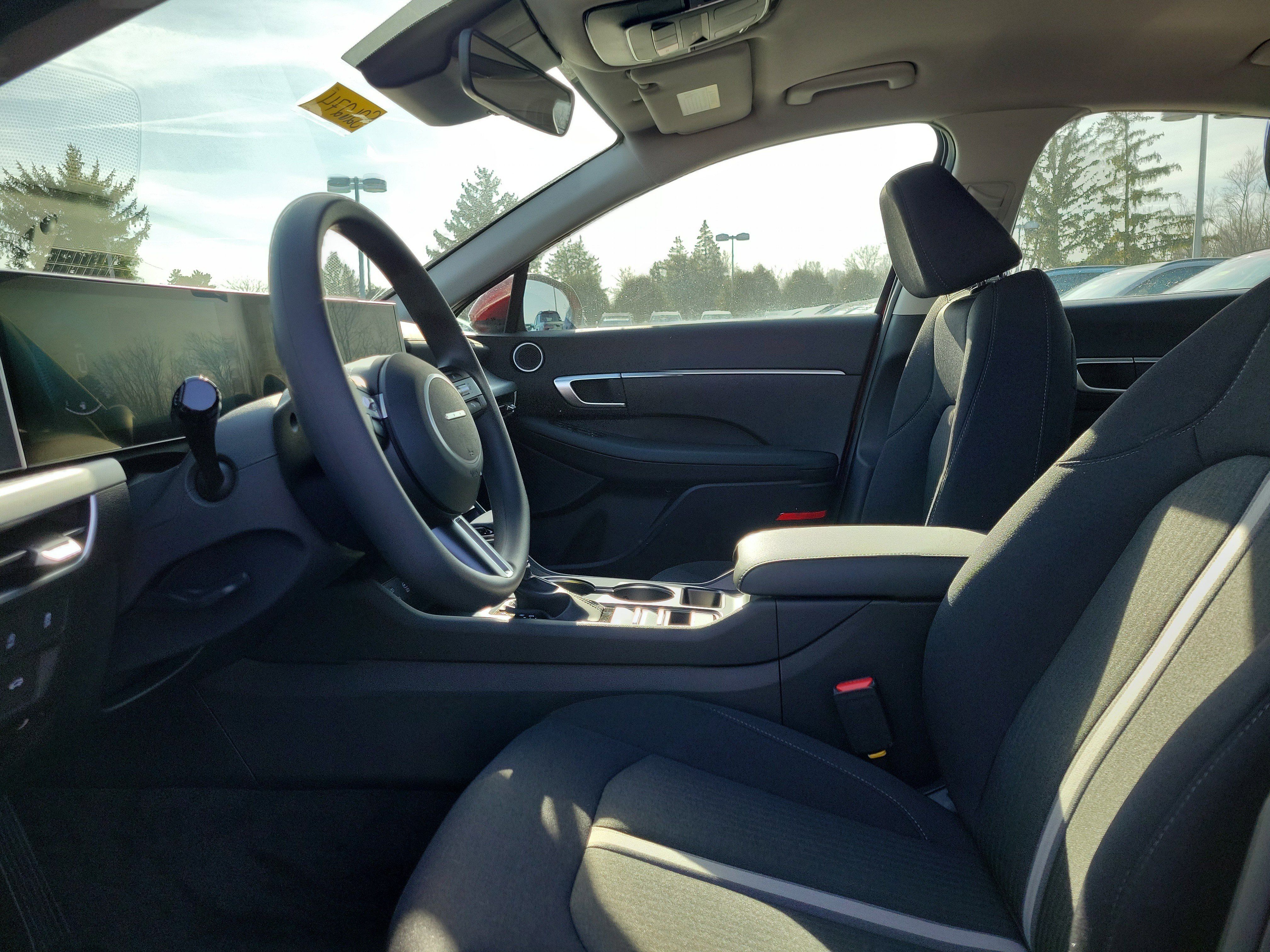 New 2026 Hyundai Sonata SE FWD image 15