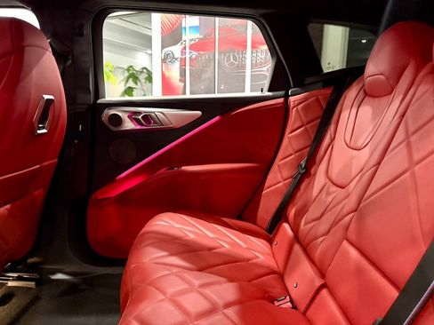 Used 2023 BMW XM image 15