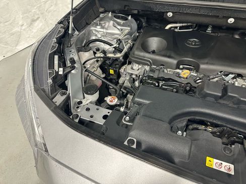 Used 2025 Toyota RAV4 XLE image 64