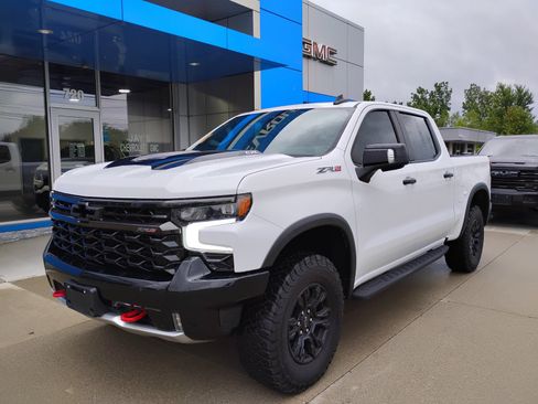 Used 2022 Chevrolet Silverado 1500 ZR2 w/ Technology Package AWD/4WD image 14