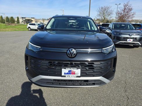 New 2026 Volkswagen Tiguan SE AWD/4WD image 8
