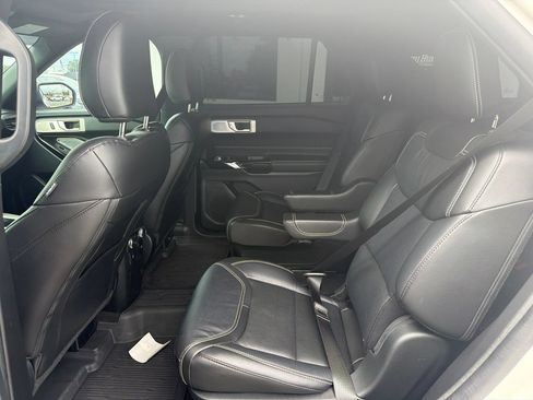 Used 2022 Ford Explorer ST w/ Equipment Group 401A AWD/4WD image 6