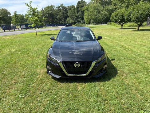 Used 2021 Nissan Altima 2.5 S FWD image 9