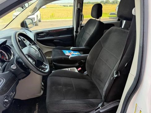 Used 2013 Dodge Grand Caravan SE FWD image 13