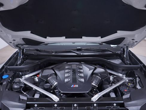 New 2026 BMW X7 M60i w/ M Sport Professional Package image 15