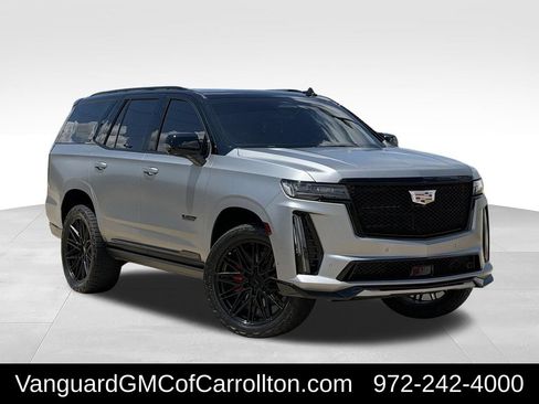 Used 2023 Cadillac Escalade V AWD/4WD image 2