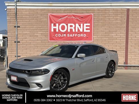 Used 2021 Dodge Charger Scat Pack RWD image 1
