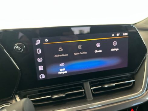 New 2025 Chevrolet Trax ACTIV w/ Driver Confidence Package FWD image 11