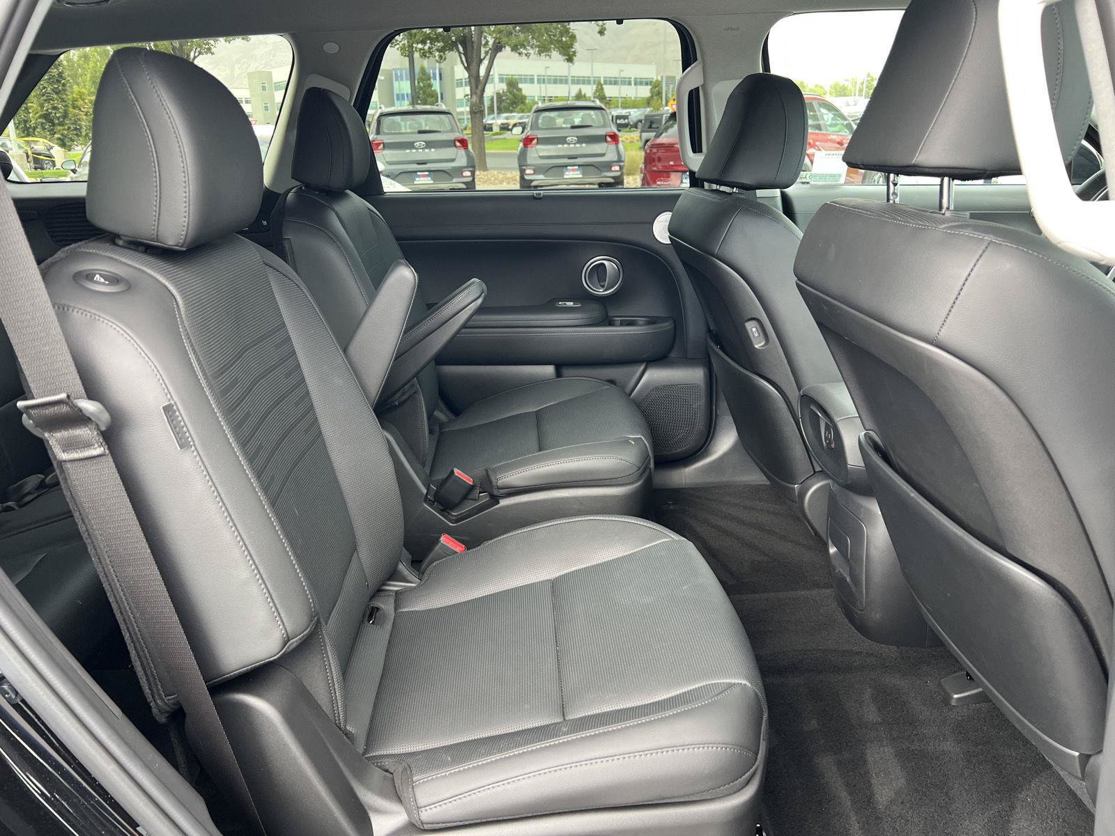 Certified 2026 Hyundai Palisade Limited AWD/4WD image 32