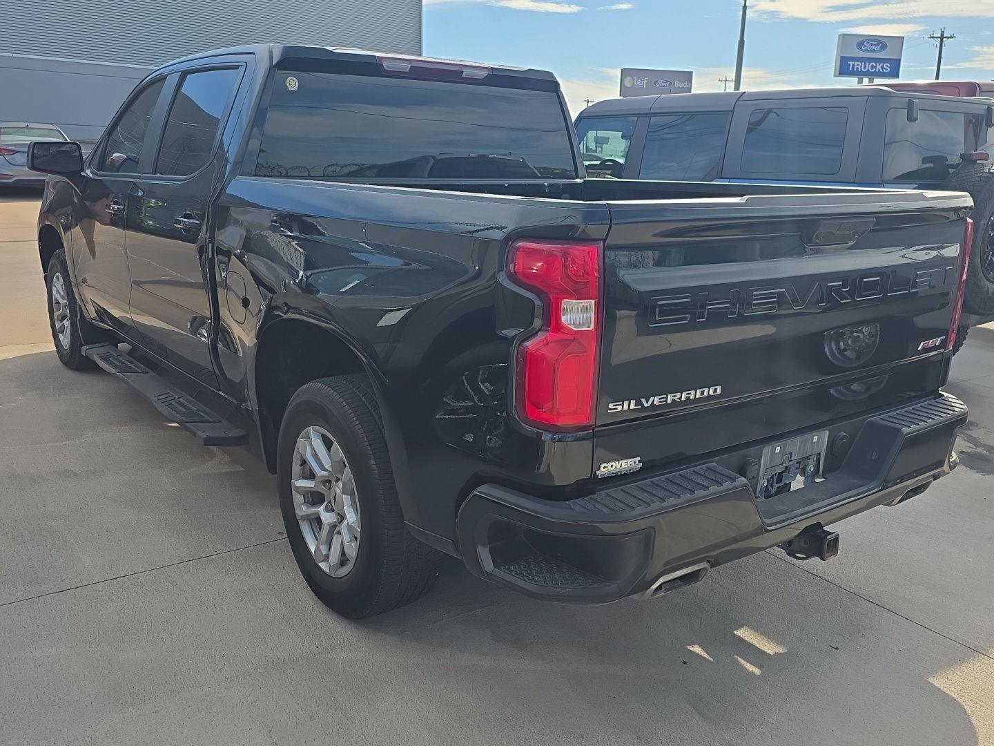 Used 2023 Chevrolet Silverado 1500 RST w/ Z71 Off-Road Package AWD/4WD image 27
