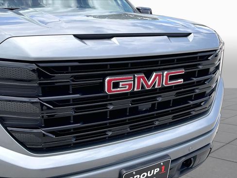 Used 2024 GMC Sierra 1500 Elevation w/ Elevation Premium Package AWD/4WD image 30