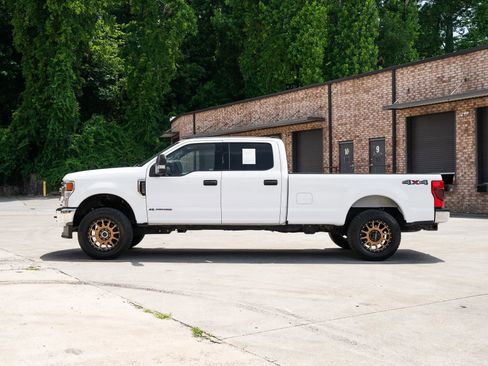 Used 2021 Ford F250 XLT AWD/4WD image 5