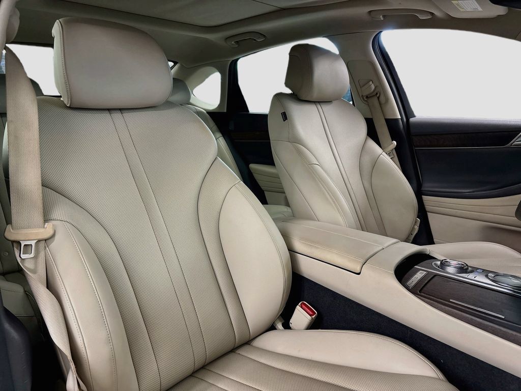 Used 2021 Genesis G80 2.5T w/ Advanced Package RWD image 15