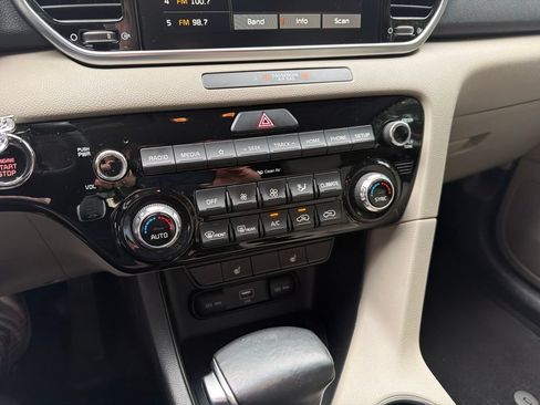 Used 2021 Kia Sportage EX FWD image 14