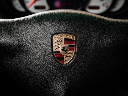 Used 2004 Porsche 911 Carrera image 30