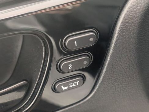 Used 2023 Honda Odyssey Touring image 11