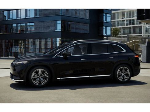 New 2026 Mercedes-Benz EQS 400 4MATIC SUV image 34