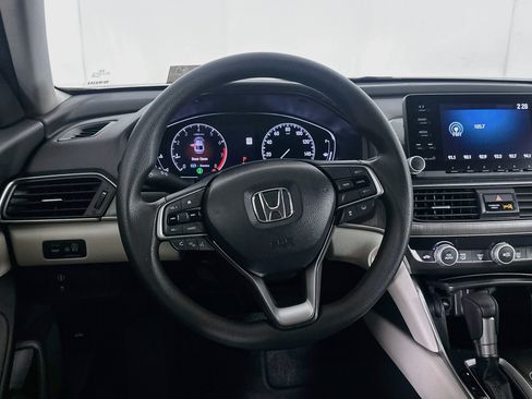 Used 2020 Honda Accord LX image 17