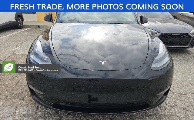 Used 2022 Tesla Model Y Performance AWD/4WD image 2