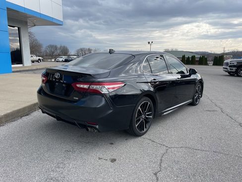 Used 2019 Toyota Camry XSE w/ Navigation Package image 8