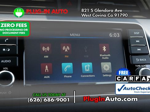 Used 2024 Nissan Versa SV w/ Trunk Package FWD image 20
