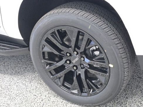 New 2026 GMC Yukon XL Elevation w/ Elevation Premium Package image 18