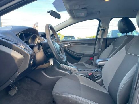 Used 2013 Ford Focus SE FWD image 13