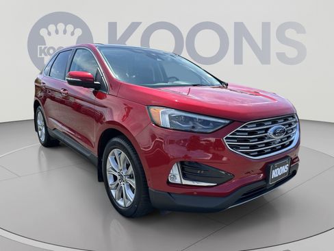 Used 2020 Ford Edge Titanium w/ Equipment Group 301A AWD/4WD image 2